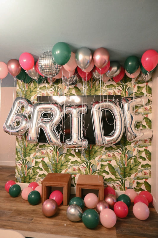 Bride’s Room Decor