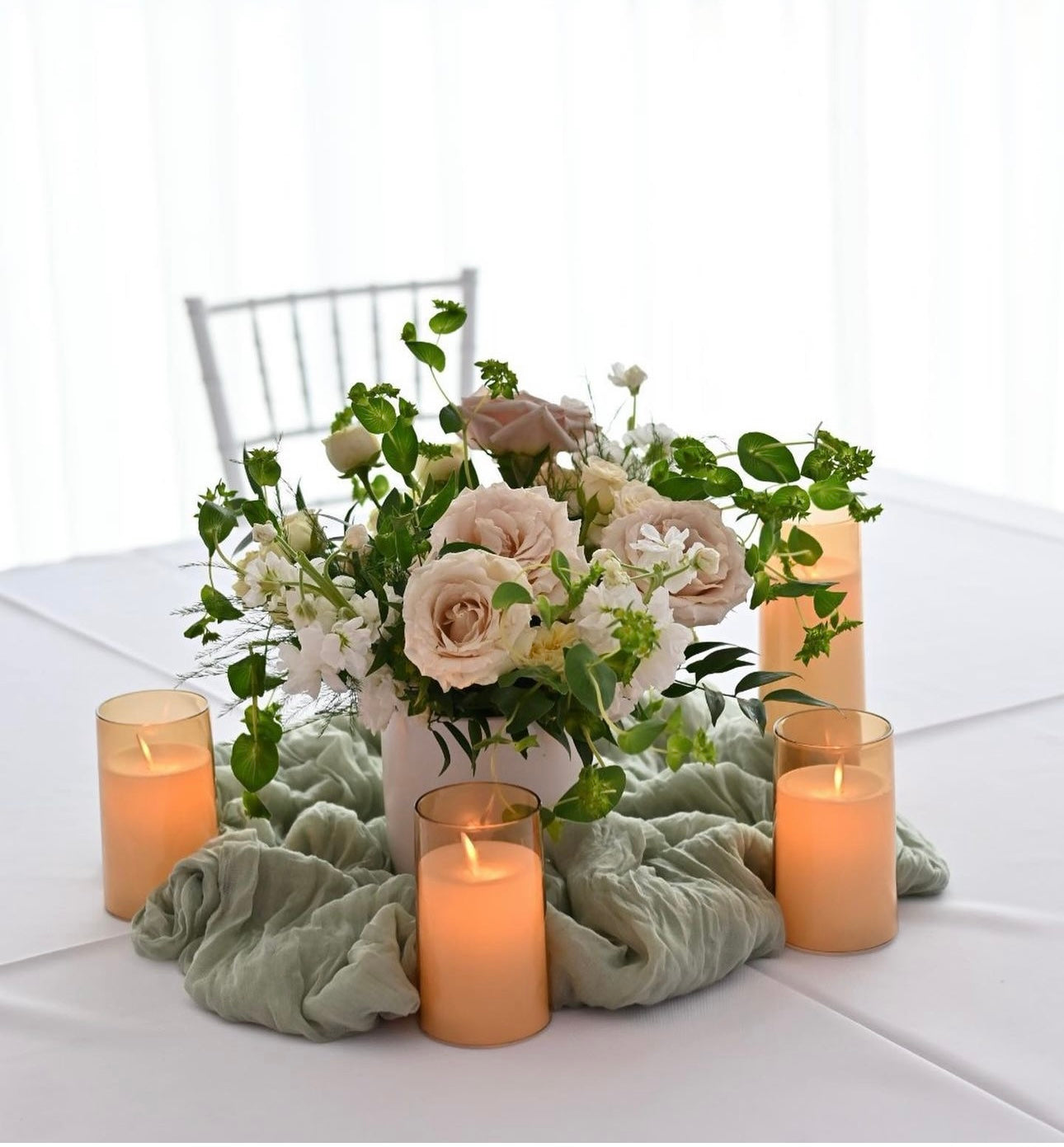 Classic Fresh Flower Arrangement